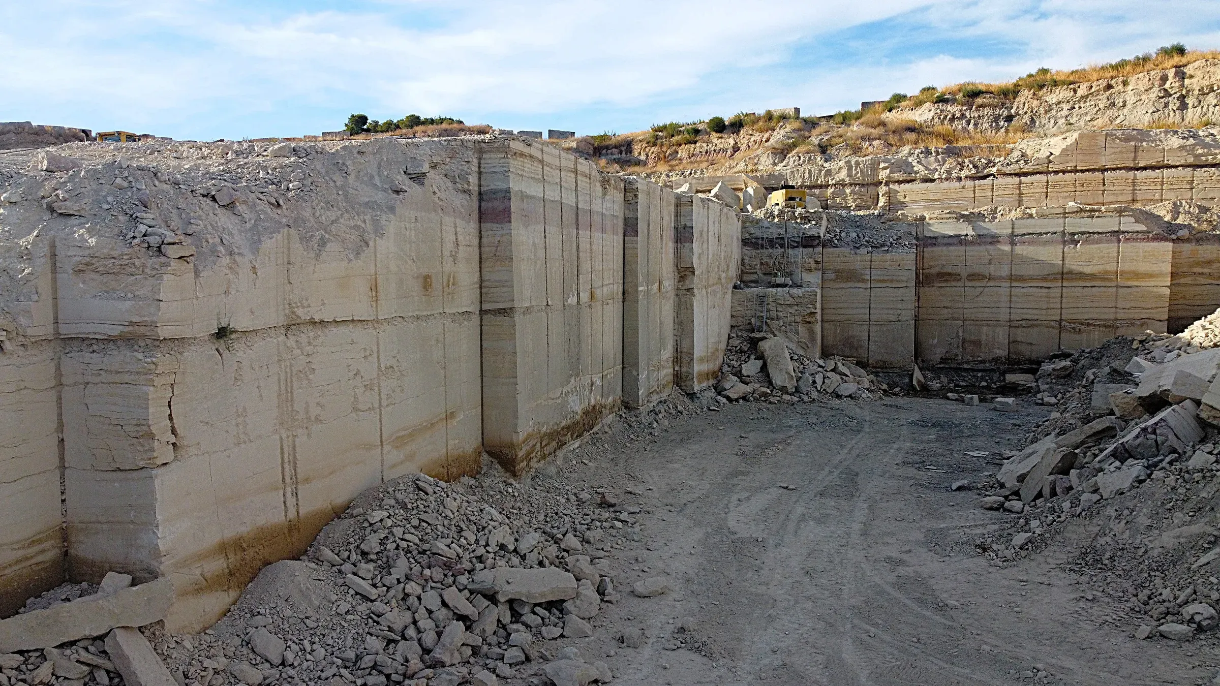 Sandstone quarry face with its sawn benches